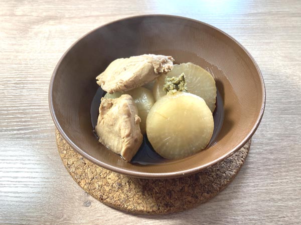 モウカサメダイコン。毛鹿鮫大根。