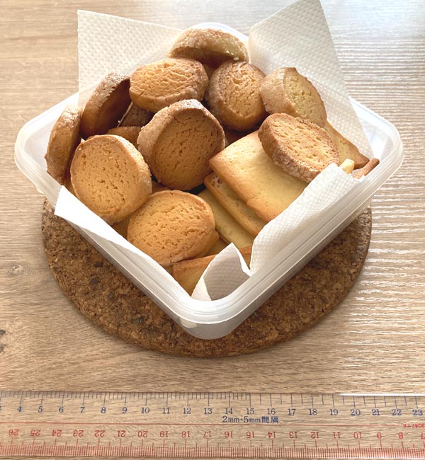 クッキーがいっぱいの箱は見てて幸せになる