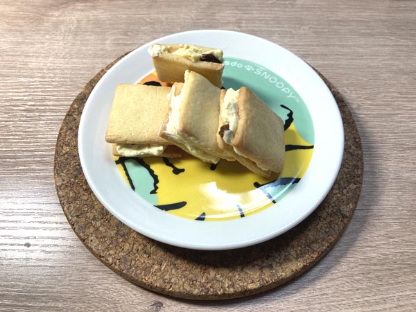 今日のお菓子はバターサンドクッキー